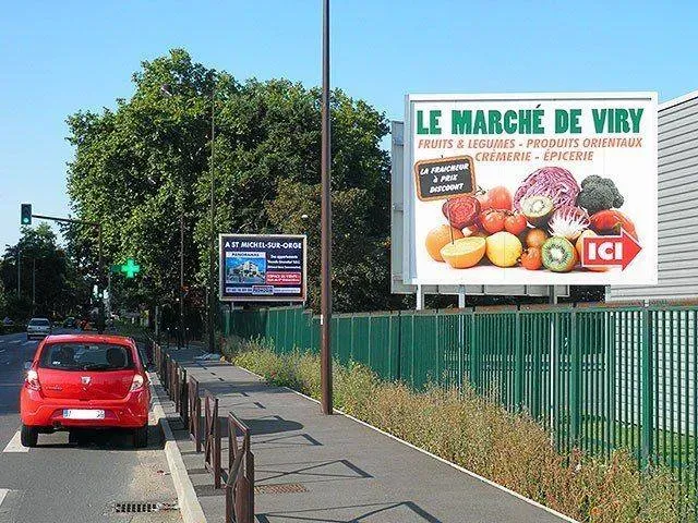 Panneaux publicitaires